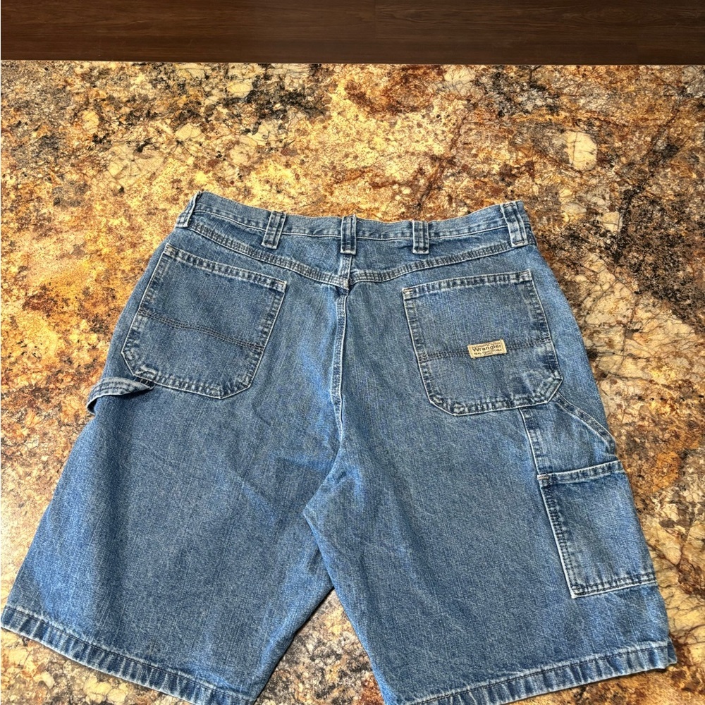 Wrangler Carpenter Denim Shorts - Picture 2 of 4
